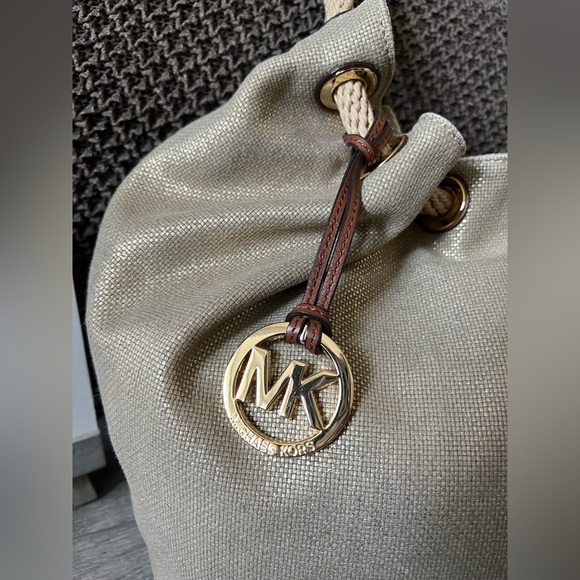 Michael Kors Marina Gathered Drawstring Gold Metallic Shimmer Hobo Shoulder Bag. - Picture 5 of 15